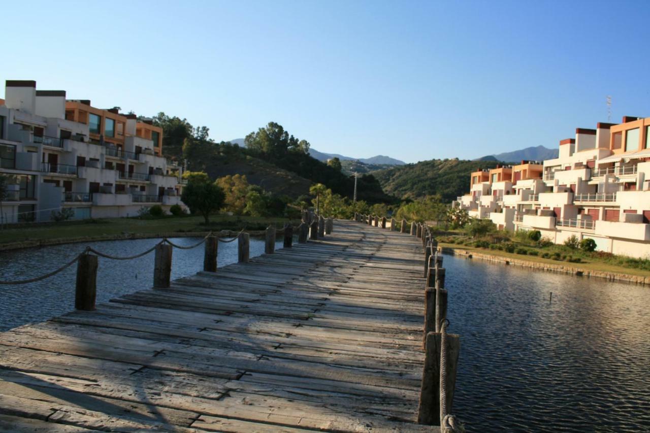 Apartamento En Magnifico Resort - Parque Botanico Estepona Exteriör bild